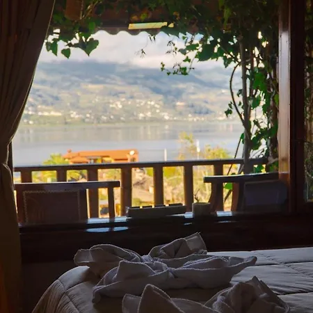 Hospedaje Campo Lago Y Glamping Otavalo Exterior foto