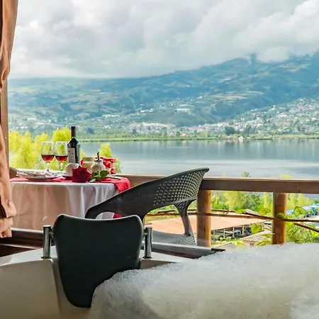 Hospedaje Campo Lago Y Glamping Otavalo Exterior foto